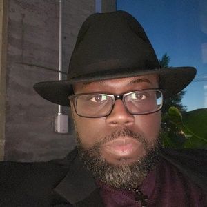 Meet your Posher, Ernest